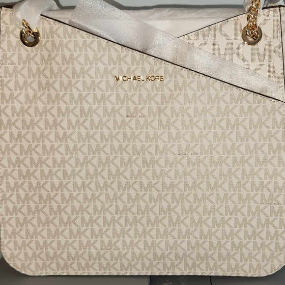 New Michael Kors Large Vanilla Jet Set Logo Shoulder Tote - Picture 5 of 6